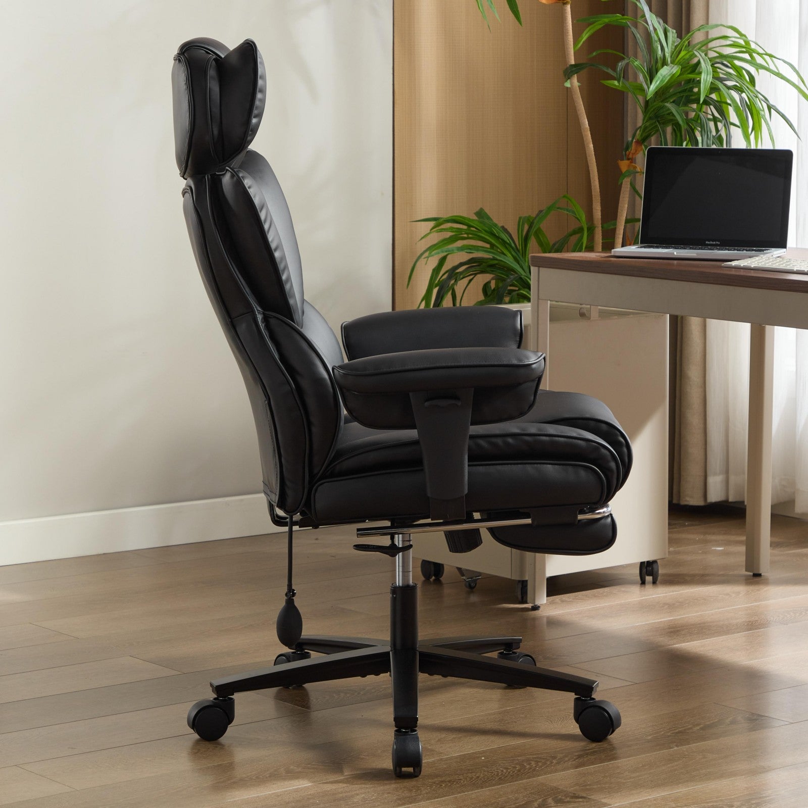 Big and Tall Leather Office Chair L9