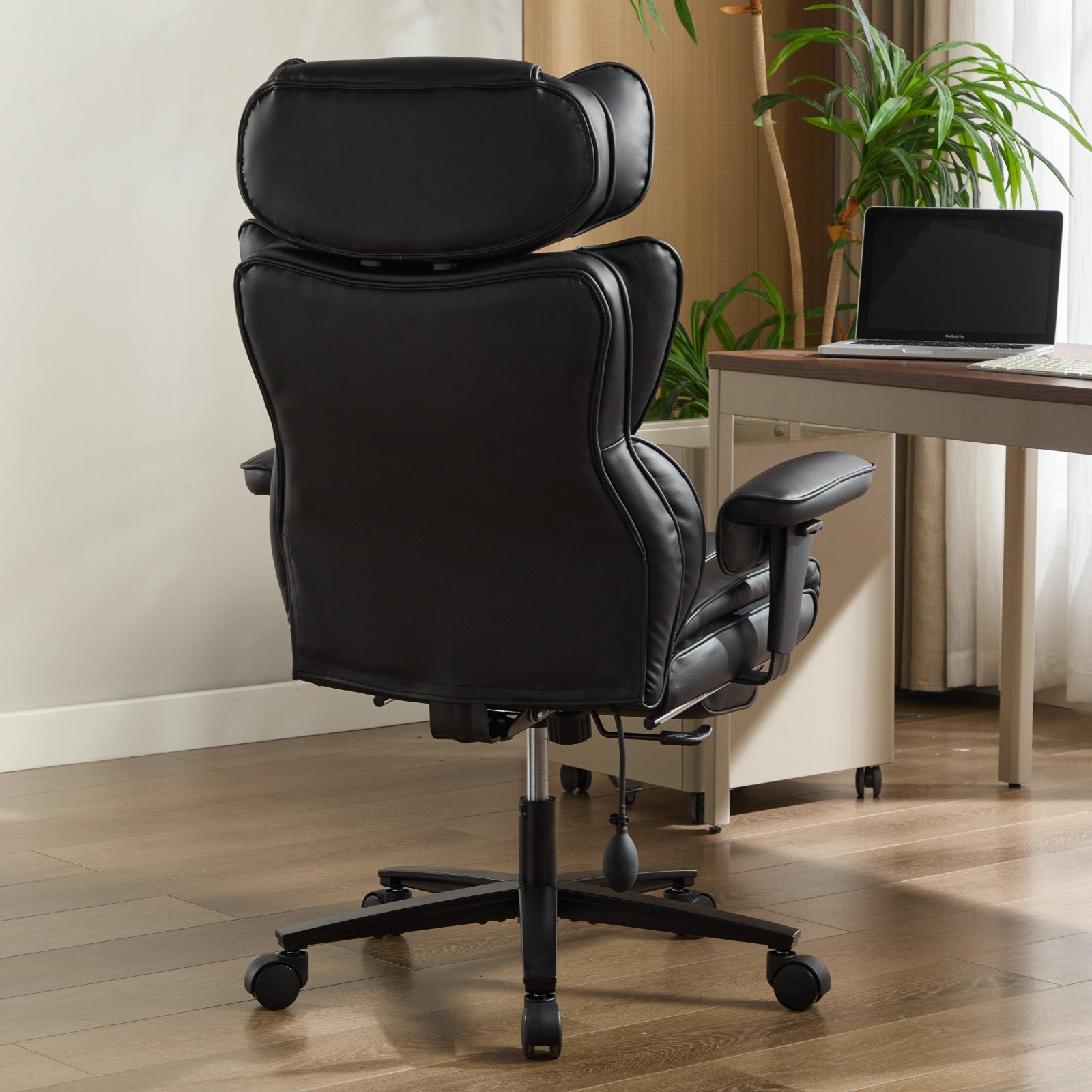 Big and Tall Leather Office Chair L9