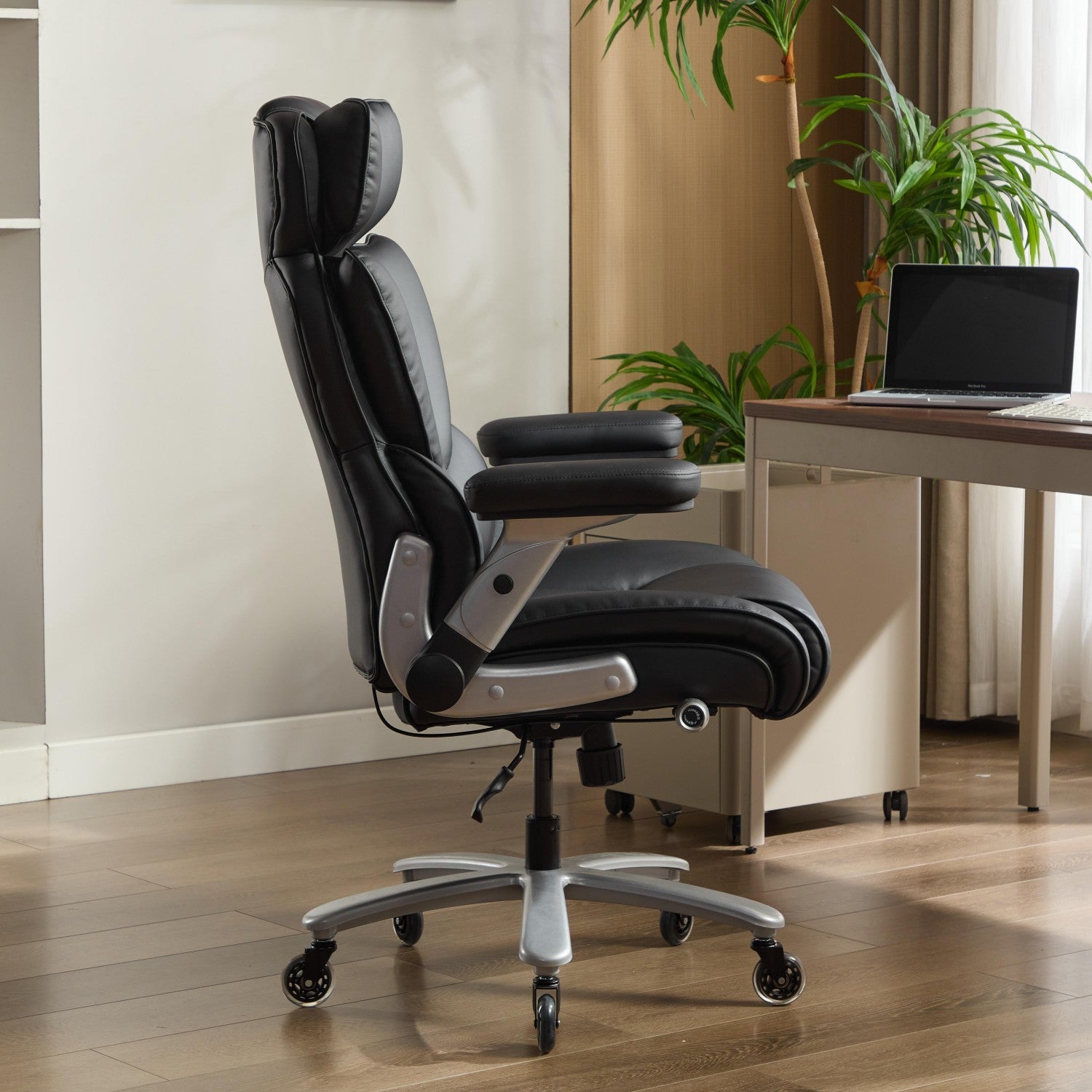 Big and Tall Leather Office Chair L10