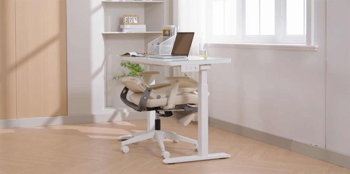 Enhancing Comfort and Health: The Benefits of a Foldable Ergonomic Office Chair with Footrest